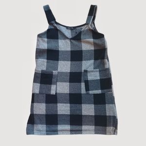 Grey Plaid Women's Tank Top with Pockets Sweet Claire